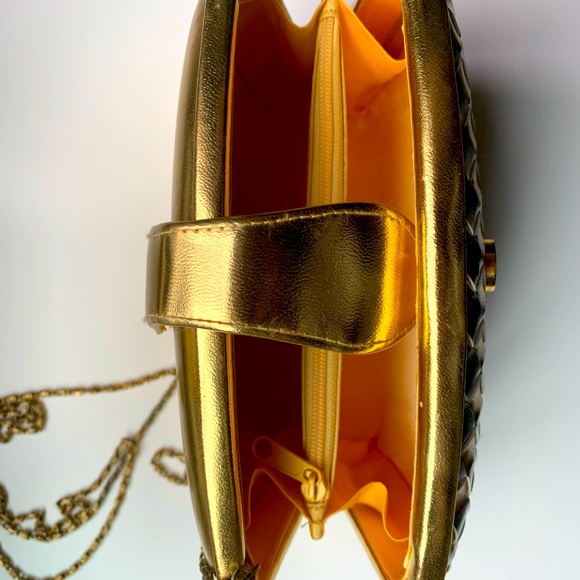 Vintage Woven Fiona Silver and Gold Hard Clutch Purse with Chain - Picture 5 of 11